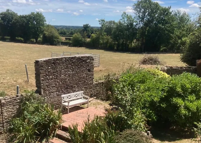 בית הארחה Domaine De Marculfo 3*