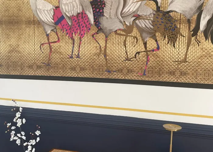 Domaine De Marculfo בית הארחה